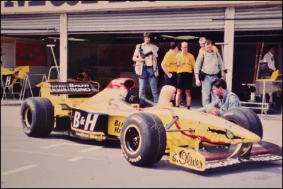 McLaren a remport&eacute; le championnat des constructeurs en 1997.