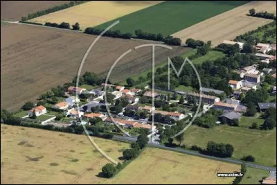 Hameau Charentais-Maritime, d&eacute;pandant de la commune de Saint-Mard, Maizeron se situe en r&eacute;gion ...