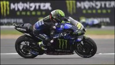 Cal Crutchlow a remport&eacute; son premier Grand Prix MotoGP avec une Yamaha.