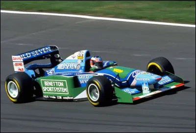 Michael Schumacher a remport&eacute; son premier Grand Prix avec Benetton en 1992.