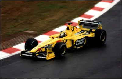 La victoire de Heinz-Harald Frentzen &agrave; Saint-Marin en 1999 &eacute;tait la premi&egrave;re victoire de Jordan depuis celle de Damon Hill en 1998.