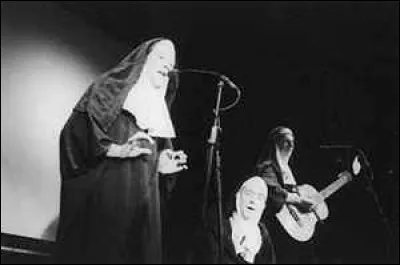 Quel est nom de ce groupe de chanson et musique humoristique fran&ccedil;ais ?
