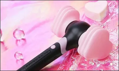 &Agrave; quel groupe appartient ce lightstick en forme de marteau ?
