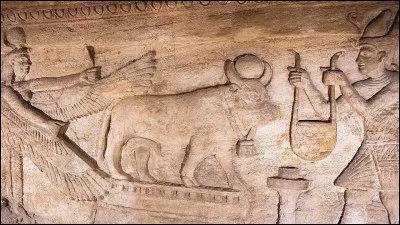 Si je vous dis Ouser-Hep, divinit&eacute; n&eacute;e de la fusion entre Apis et Osiris, vous me r&eacute;pondez :