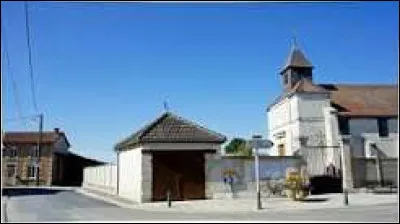 Village de l'aire d'attraction Ch&acirc;lonnaise, Saint-Pierre se situe en r&eacute;gion ...