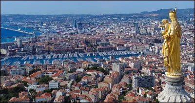 D&rsquo;apr&egrave;s le surnom de Marseille, d&rsquo;o&ugrave; provenaient ses fondateurs ?