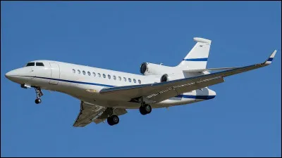 Quel constructeur fran&ccedil;ais produit la famille d'avions d'affaires Falcon ?