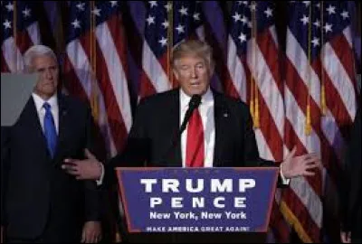 Trump est &eacute;lu une premi&egrave;re fois pr&eacute;sident des Etats-Unis :