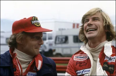 James Hunt a remport&eacute; le championnat du monde 1976 avec plus de 30 points d'avance sur Niki Lauda.