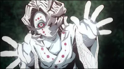P ; Q ; R : Rui !Qui l'a tu&eacute; ?
