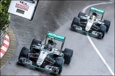 Nico Rosberg a remport&eacute; le championnat du monde 2016 avec moins de victoires que Lewis Hamilton.