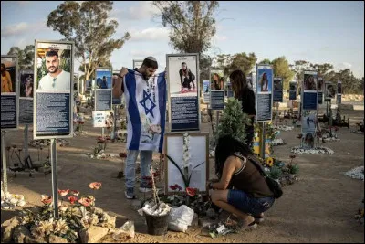 Les frappes isra&eacute;liennes ont touch&eacute; des infrastructures essentielles, comme :