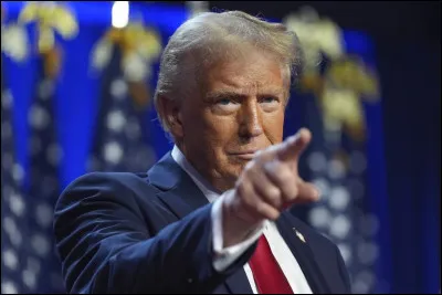 En quelle ann&eacute;e le pr&eacute;sident am&eacute;ricain Donald Trump est-il n&eacute; ?
