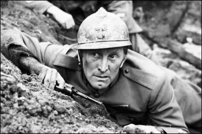 Pendant quelle guerre se d&eacute;roule l'intrigue du film "Les Sentiers de la gloire", sorti en 1957 ?