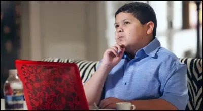 Quelles activit&eacute;s Manny prend-il particuli&egrave;rement au s&eacute;rieux lorsqu&rsquo;il est enfant ?