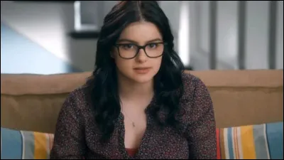 Avec quels personnages Alex a-t-elle eu une relation amoureuse ?
