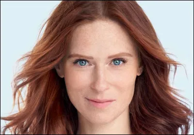 Qui est cette actrice qui joue le premier r&ocirc;le f&eacute;minin dans le film ''La Tr&egrave;s Tr&egrave;s Grande Classe'' ?