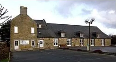 Village Calvadosien, Croisilles se situe en r&eacute;gion ...