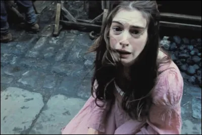 Ce qui d&eacute;finit essentiellement Fantine est bien &eacute;videmment...