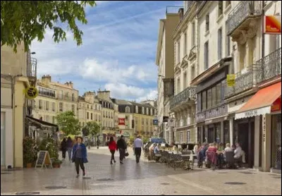 Dans quelle ville rencontrerez vous les Pictaviens ?