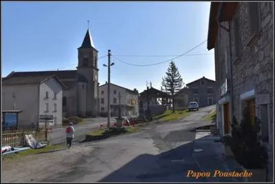 Village de l'arrondissement de Thiers, Vollore-Montagne se situe dans le d&eacute;partement ...