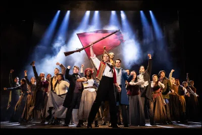 Quel &eacute;crivain est l'auteur du c&eacute;l&egrave;bre roman &laquo;&nbsp;Les Mis&eacute;rables&nbsp;&raquo; publi&eacute; en 1862 ?