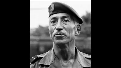 Quel pseudonyme utilisait le g&eacute;n&eacute;ral Charles Delestraint lors de la Seconde Guerre mondiale ?