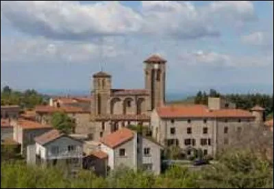 Village d'Auvergne-Rh&ocirc;ne-Alpes, dans le Forez, Marols se situe dans le d&eacute;partement ...