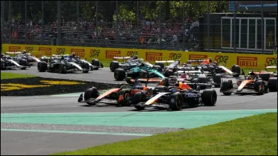 Le circuit de Monza est surnomm&eacute; &laquo; le Temple de la vitesse &raquo;.