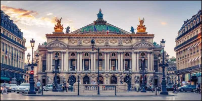J'ai &eacute;galement une grande passion pour le th&eacute;&acirc;tre. O&ugrave; est situ&eacute; le Palais Garnier, chef-d'&oelig;uvre de l'architecture du XIXe si&egrave;cle ?