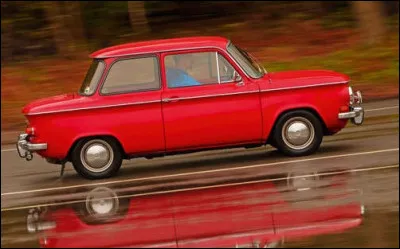 Quelle est cette auto sortie en 1961 ?