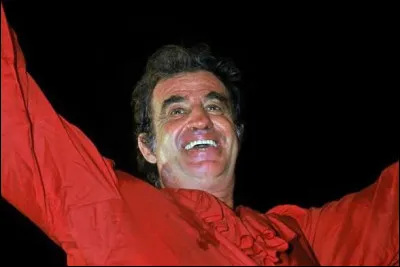 Dans quelle pi&egrave;ce d'Alexandre Dumas, l'acteur Jean-Paul Belmondo fit un grand retour au th&eacute;&acirc;tre dans les ann&eacute;es 80 ?