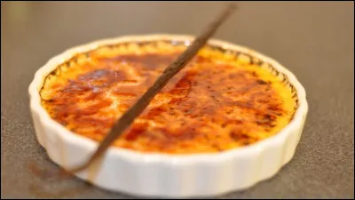 Quelle est la base traditionnelle d&rsquo;une cr&egrave;me br&ucirc;l&eacute;e fran&ccedil;aise ?
