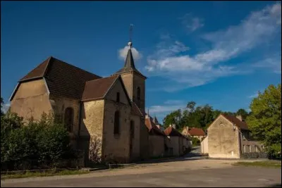 Village de l'arondissement de Dole, Salans se situe dans le d&eacute;partement ...