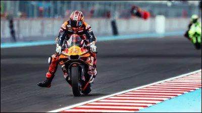 Maverick Vi&ntilde;ales a remport&eacute; une course MotoGP avec Suzuki avant de gagner avec Yamaha.