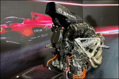 Les moteurs V6 turbo hybrides de 1,6 litre ont fait leur apparition en F1 en 2014.
