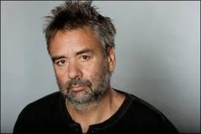 Qui est ce r&eacute;alisateur du film ''Le Dernier Combat'' ?