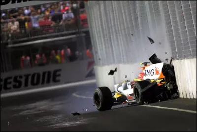 Le Grand Prix de Singapour 2008 a &eacute;t&eacute; le premier Grand Prix nocturne de l'histoire de la F1.