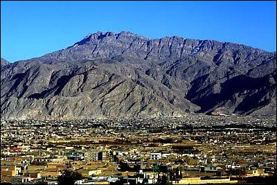 Dans quel pays la ville de Quetta se trouve-t-elle ?