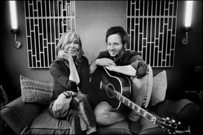 Vianney partage un duo sur la chanson "Comment on fait" avec Zazie en 2023.