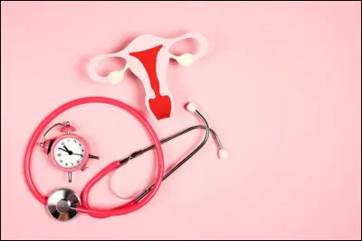 Quel ph&eacute;nom&egrave;ne explique les r&egrave;gles irr&eacute;guli&egrave;res apr&egrave;s un stress intense ?