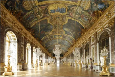 Le ch&acirc;teau de Versailles a &eacute;t&eacute; construit enti&egrave;rement sous le r&egrave;gne de Louis XIV.