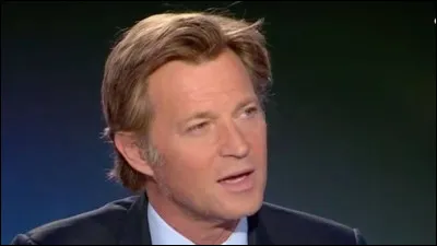 Qui est ce journaliste, pr&eacute;sentateur de l'&eacute;mission ''Un jour, un destin'' ?