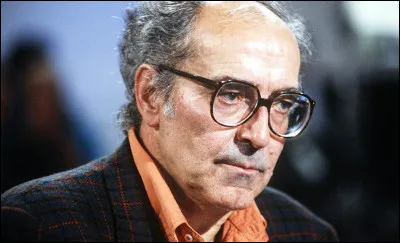 Qui est ce cin&eacute;aste franco-suisse, cor&eacute;alisateur du film exp&eacute;rimental ''Num&eacute;ro deux'' ?