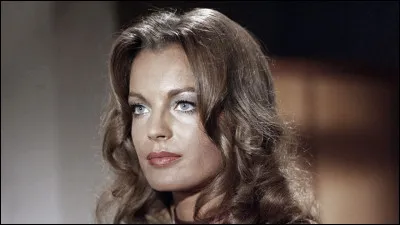 Qui est cette actrice qui joue le premier r&ocirc;le f&eacute;minin dans le film ''Quoi de neuf, Pussycat ?'' ?