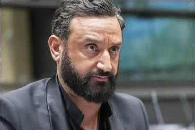 Qui est cet ''animateur'' de l'&eacute;mission de type talk-show ''Tout beau, tout neuf'' ?