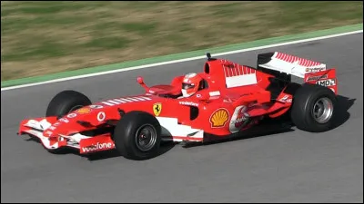 Une voiture de F1 actuelle utilise un moteur V8 atmosph&eacute;rique.