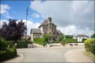 Notre promenade du samedi commence dans le pays de Bray, &agrave; Cuy-Saint-Fiacre. Village de l'arrondissement de Dieppe, il se situe dans le d&eacute;partement ...
