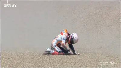 Quel &eacute;v&eacute;nement a fortement perturb&eacute; la carri&egrave;re de M&aacute;rquez &agrave; partir de 2020 ?