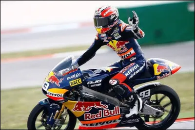 Avec quel constructeur Marc M&aacute;rquez a-t-il remport&eacute; le championnat 125 cm&sup3; 2010 ?